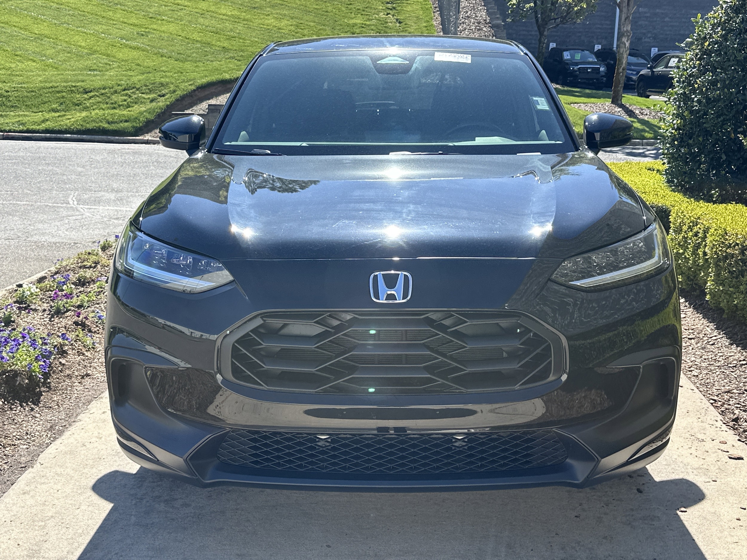 2025 Honda HR-V Sport photo 2