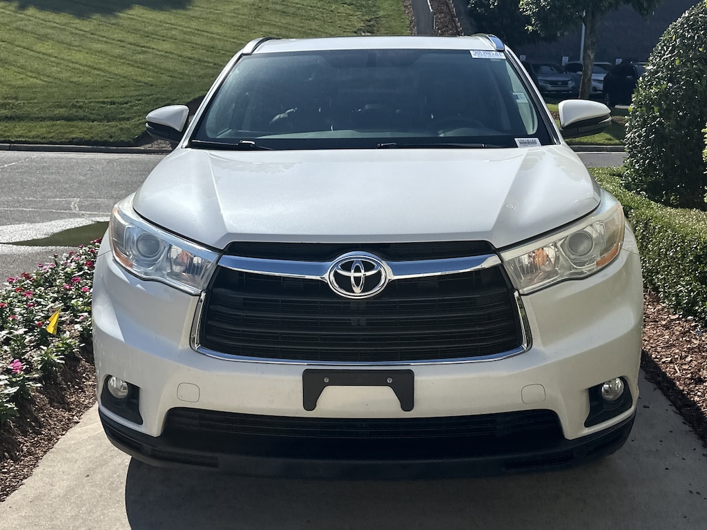 Used 2014 Toyota Highlander XLE SUV