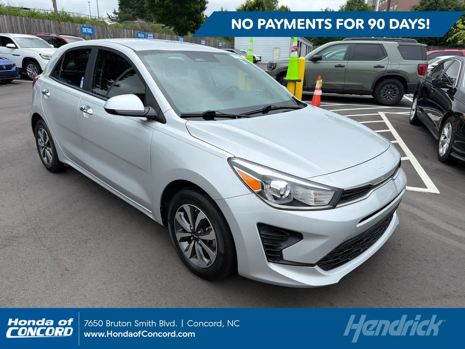 2023 Kia Rio S iVT's photo