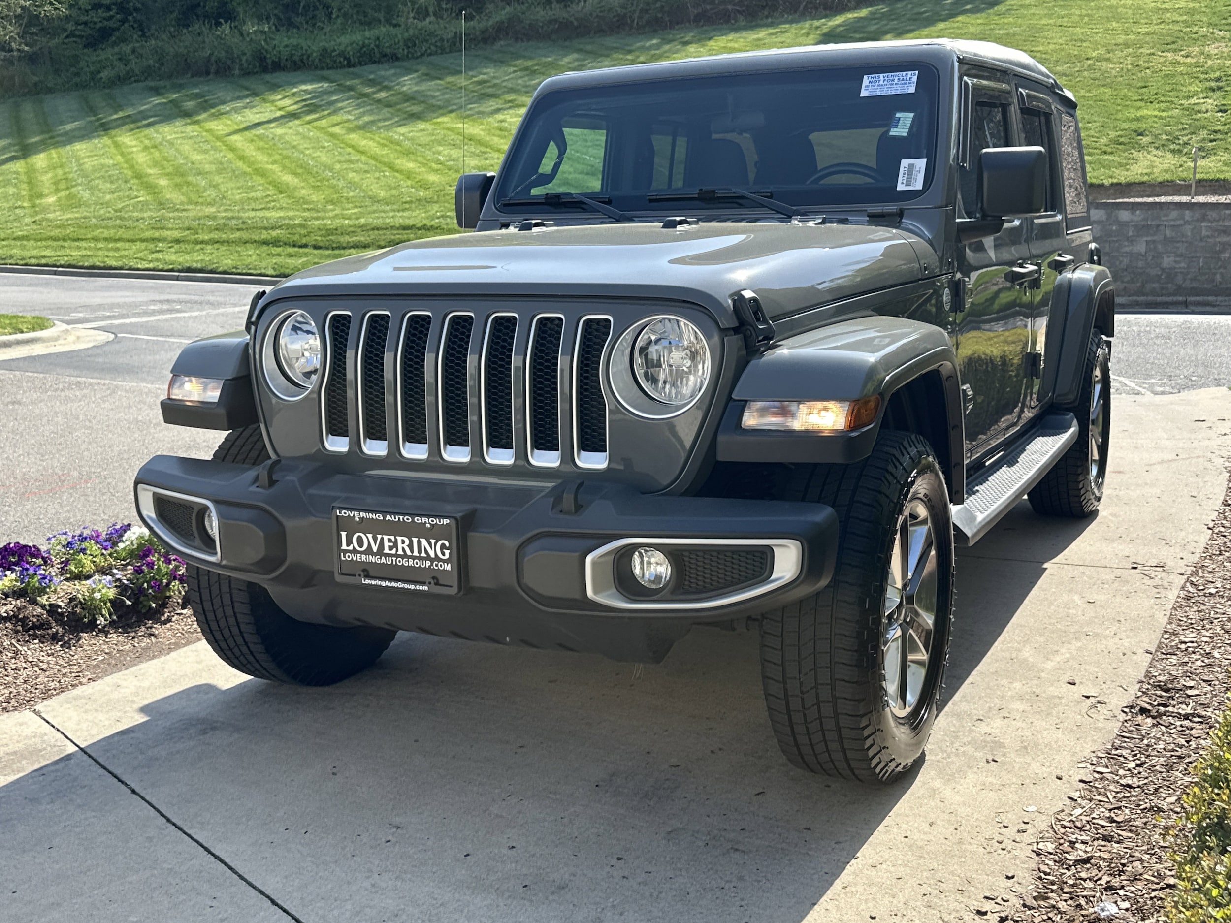 2020 Jeep Wrangler Unlimited Sahara photo 4