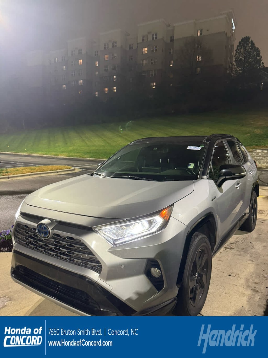 Used 2019 Toyota RAV4 Hybrid XSE SUV