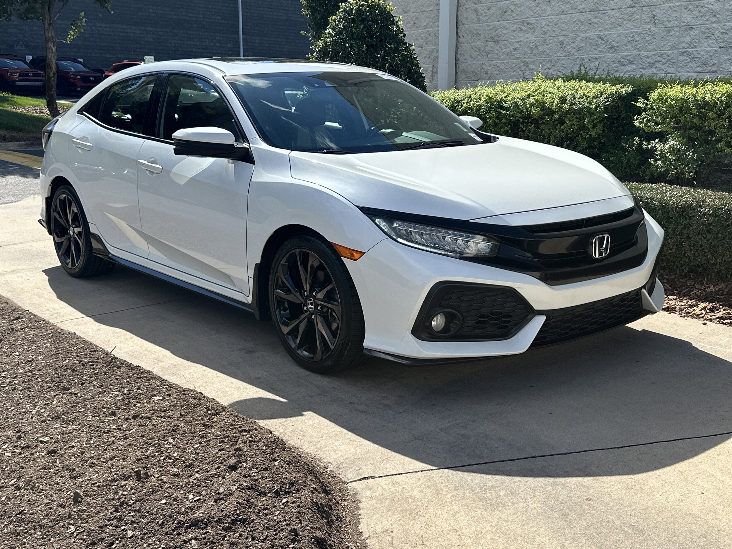 2019 Honda Civic Sport Touring Hatchback photo 2