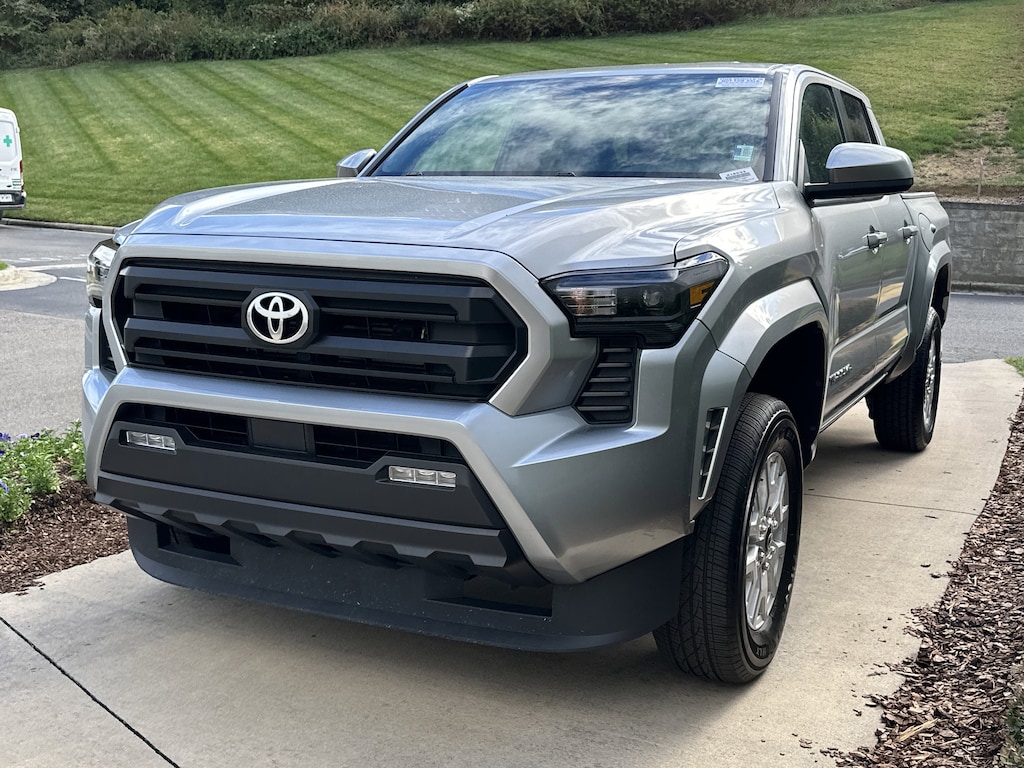 Used 2024 Toyota Tacoma SR5 Pickup
