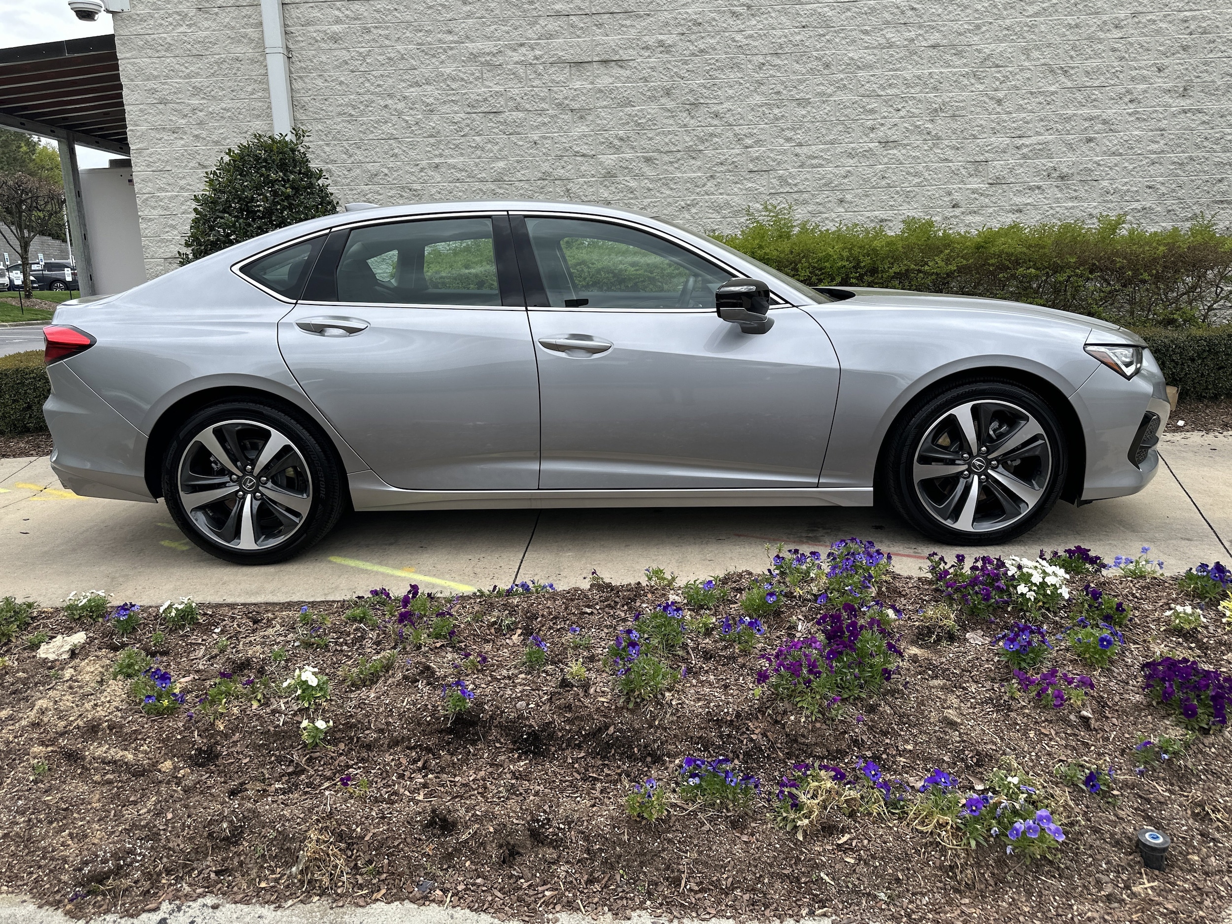 2025 Acura TLX w/Technology Package photo 3