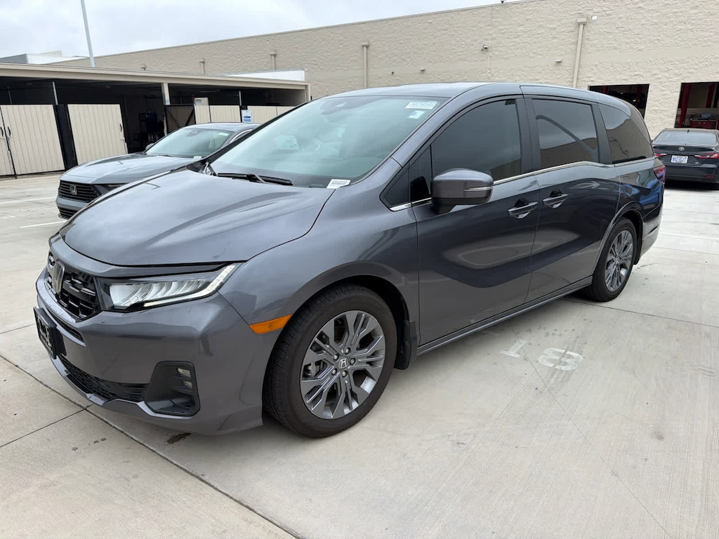 Used 2025 Honda Odyssey Touring Minivan
