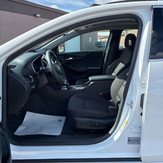 2023 Chevrolet Malibu LT Sedan