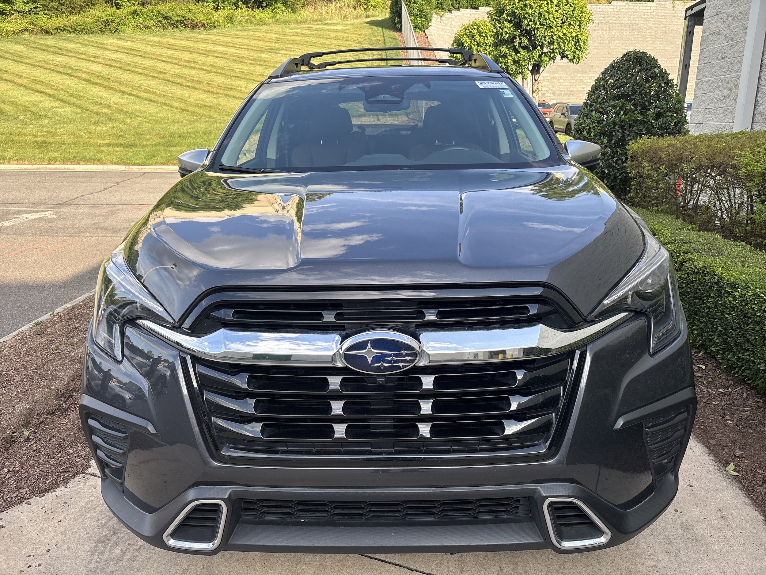 2023 Subaru Ascent Touring photo 3