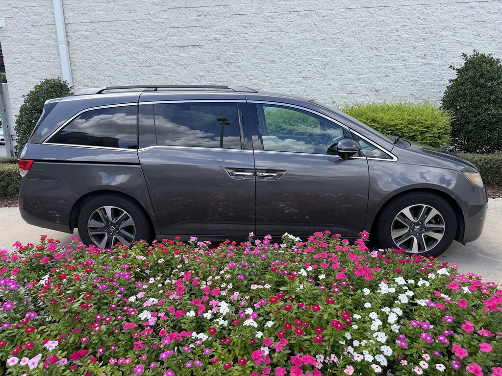 Used 2016 Honda Odyssey Touring Minivan