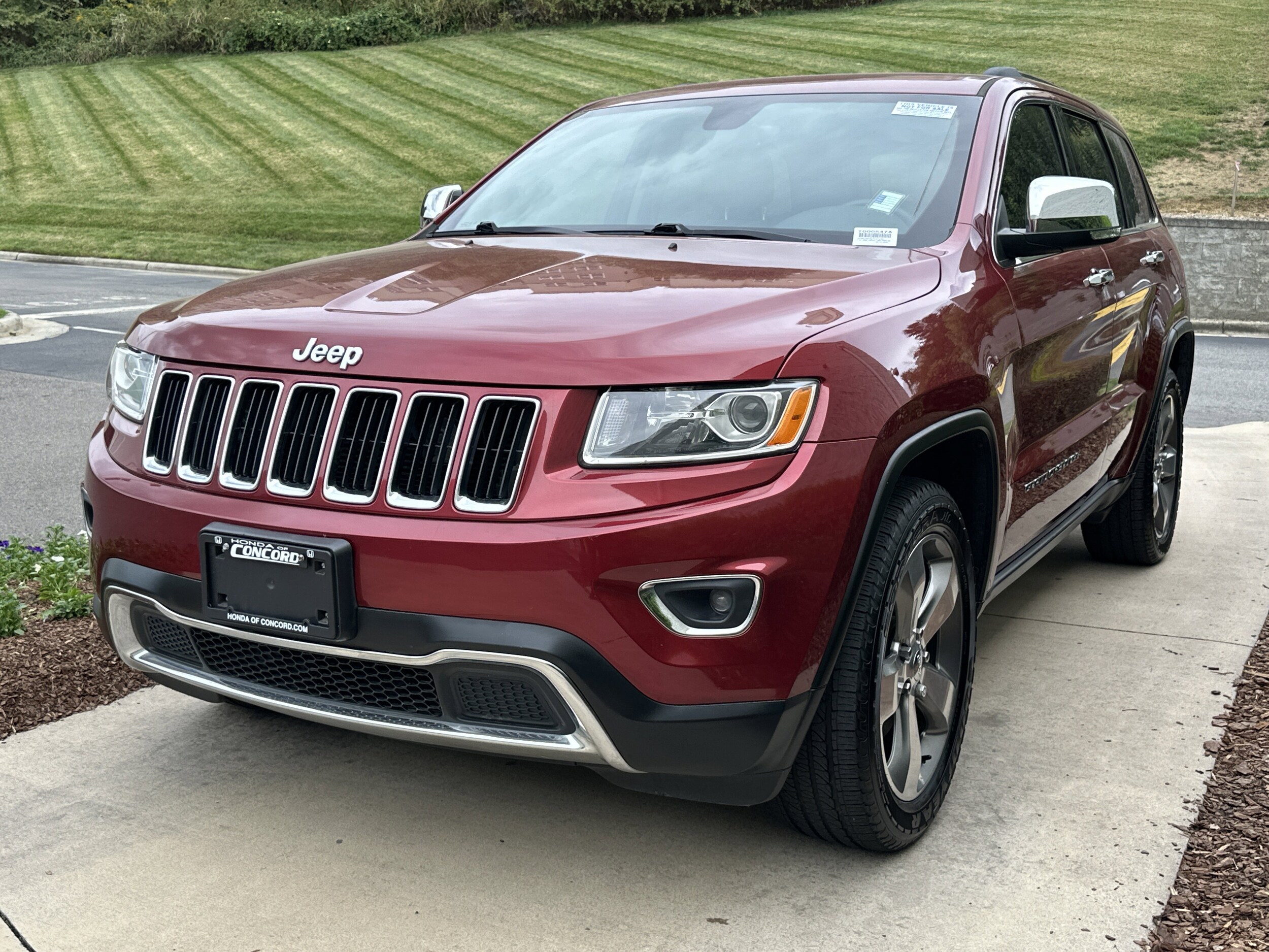 2015 Jeep Grand Cherokee Limited photo 3