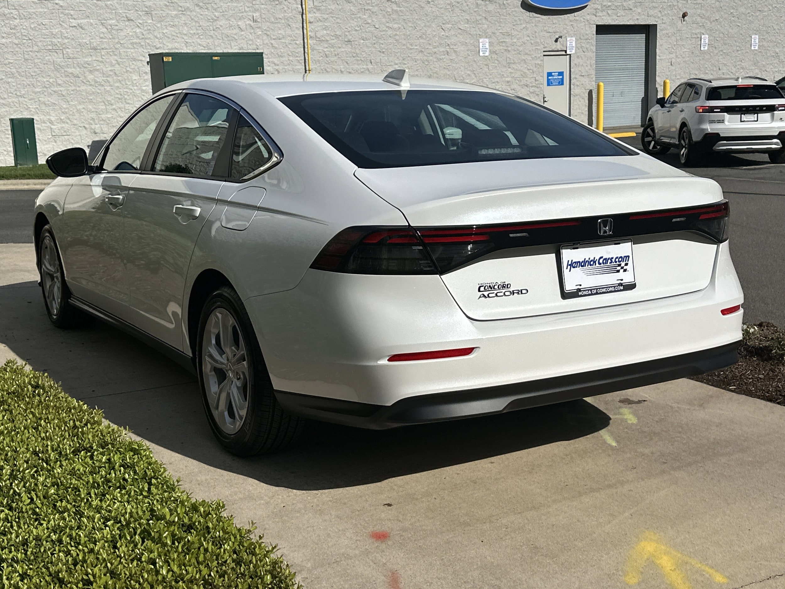 2025 Honda Accord LX photo 5