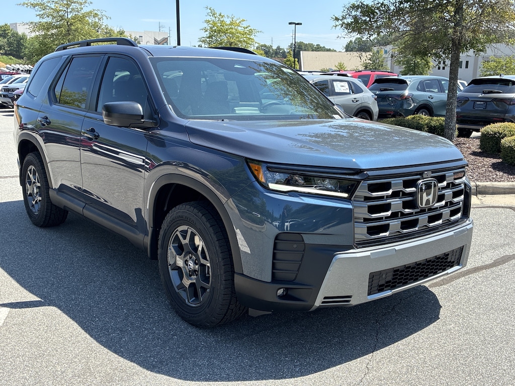 New 2026 Honda Pilot TrailSport SUV