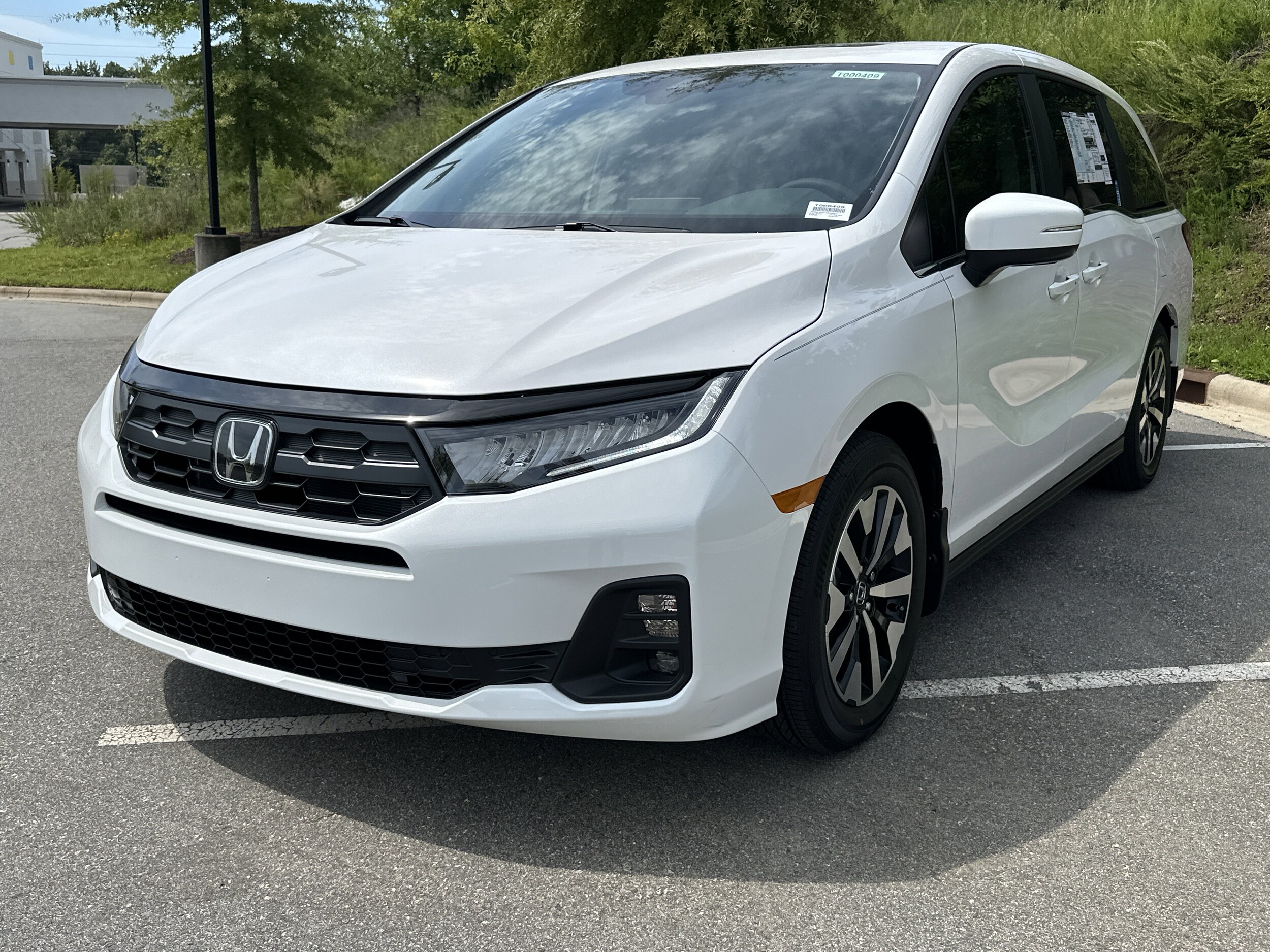 2026 Honda Odyssey EX-L photo 3