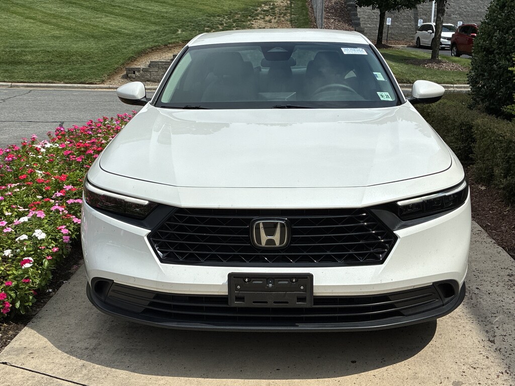 Used 2023 Honda Accord LX Sedan