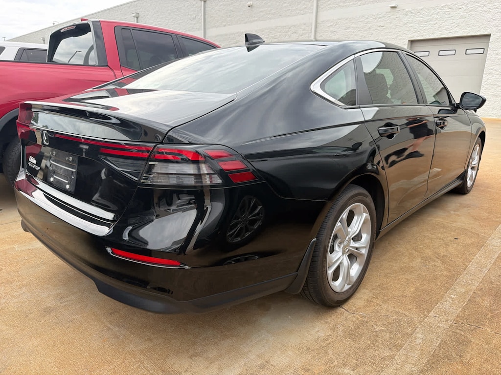 Certified 2023 Honda Accord LX Sedan