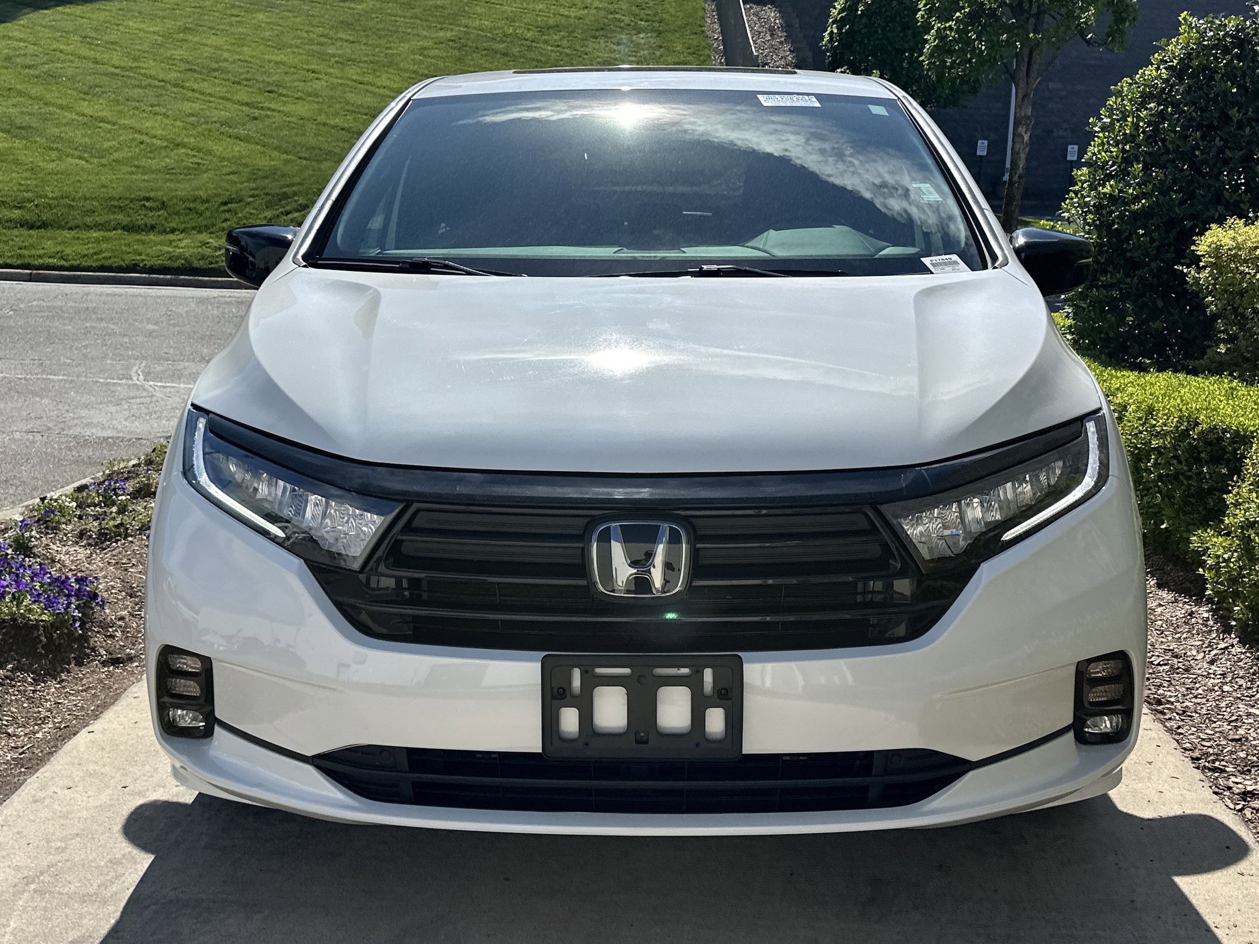 2023 Honda Odyssey Sport photo 2