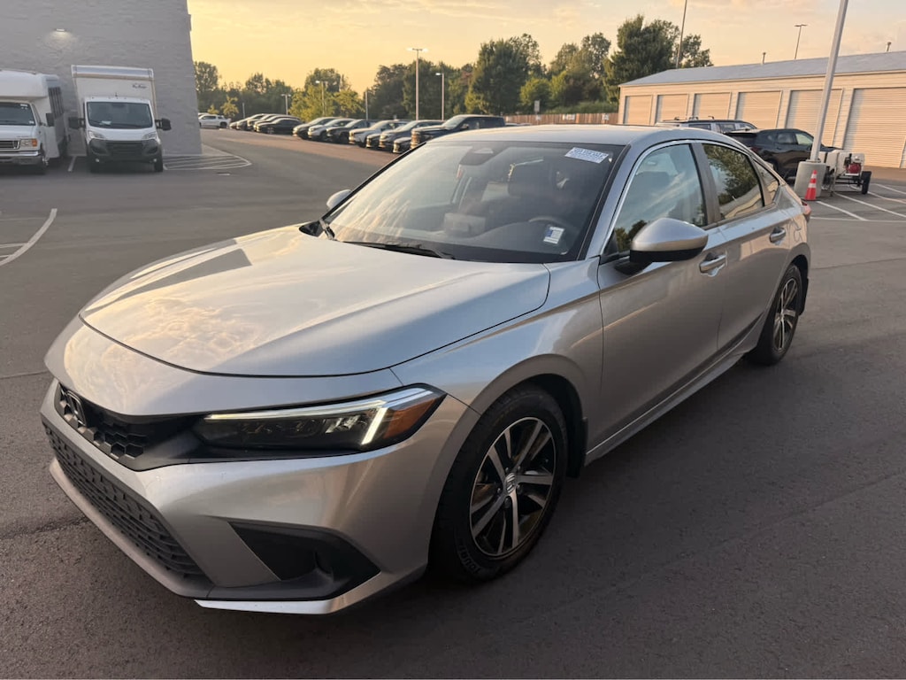 Used 2023 Honda Civic LX Hatchback