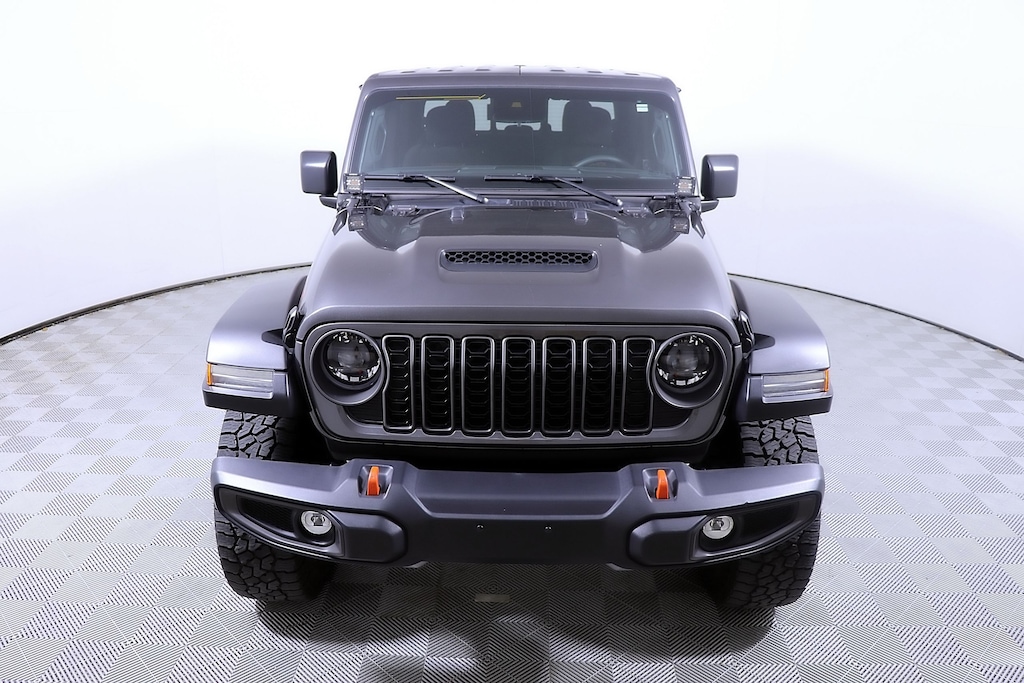 Used 2025 Jeep Gladiator Mojave Truck Crew Cab