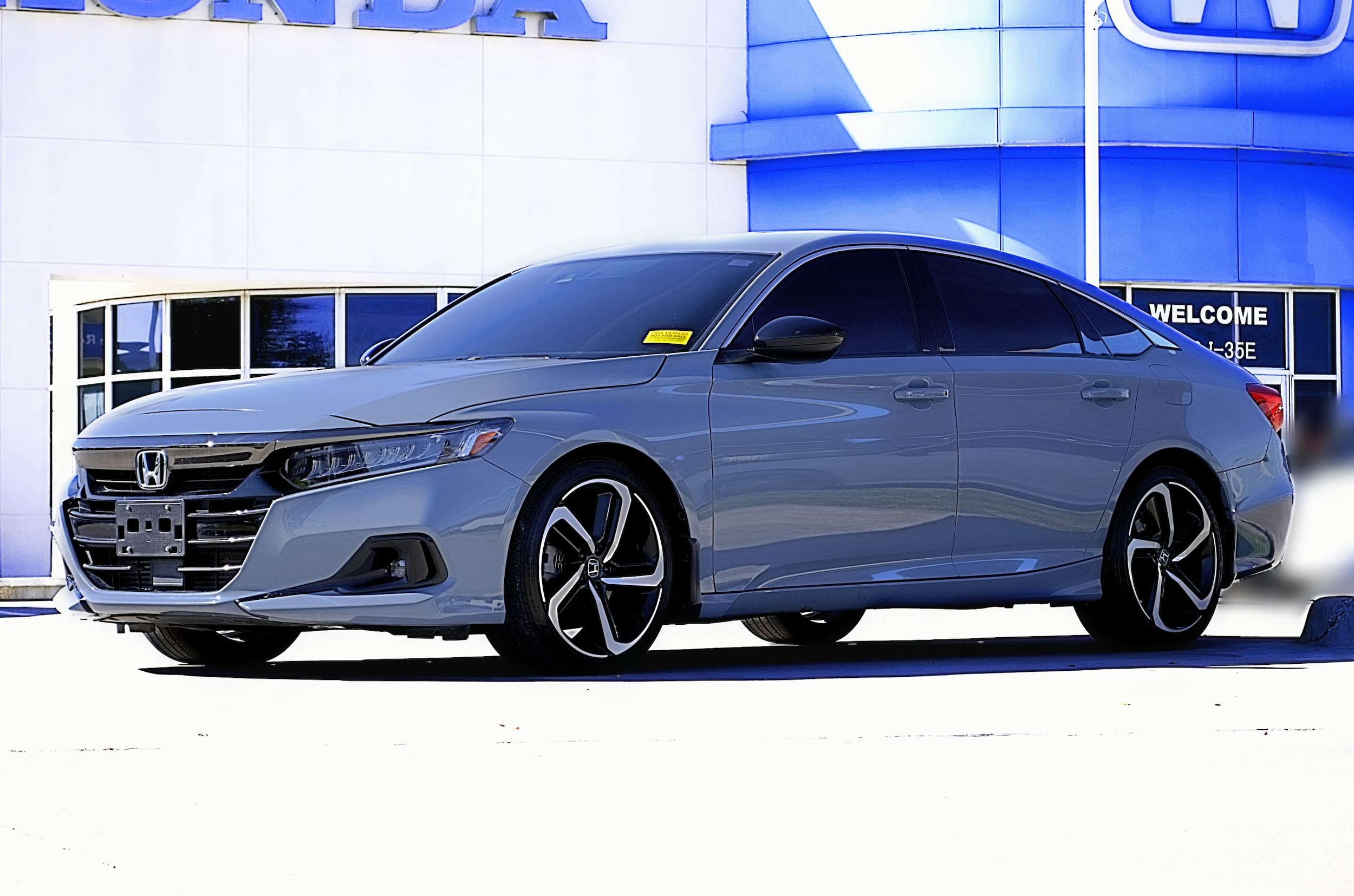 2022 Honda Accord Sport's photo