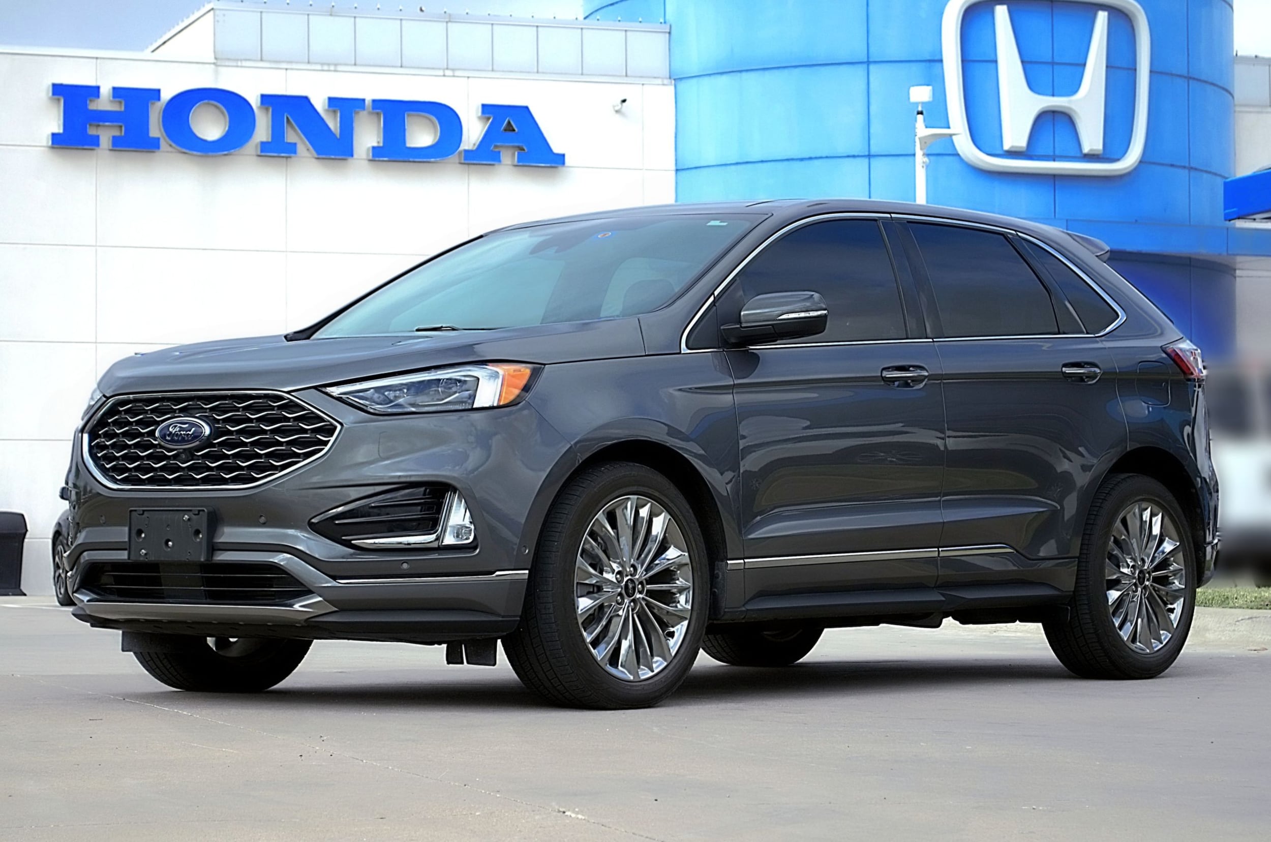 2021 Ford Edge Titanium