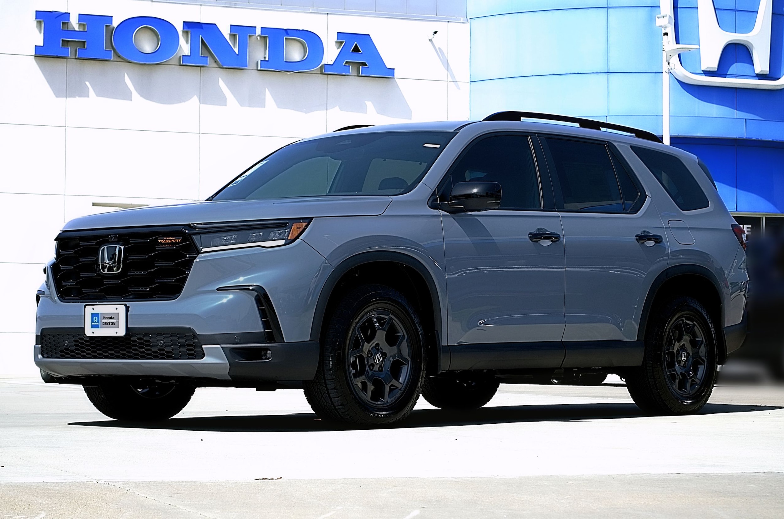 2025 Honda Pilot TrailSport's photo