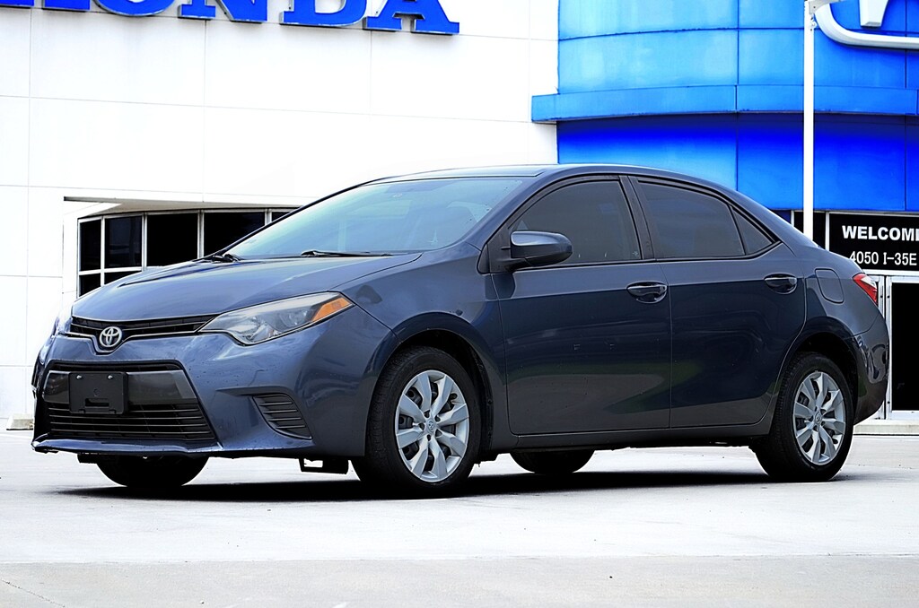 Used 2016 Toyota Corolla LE Sedan