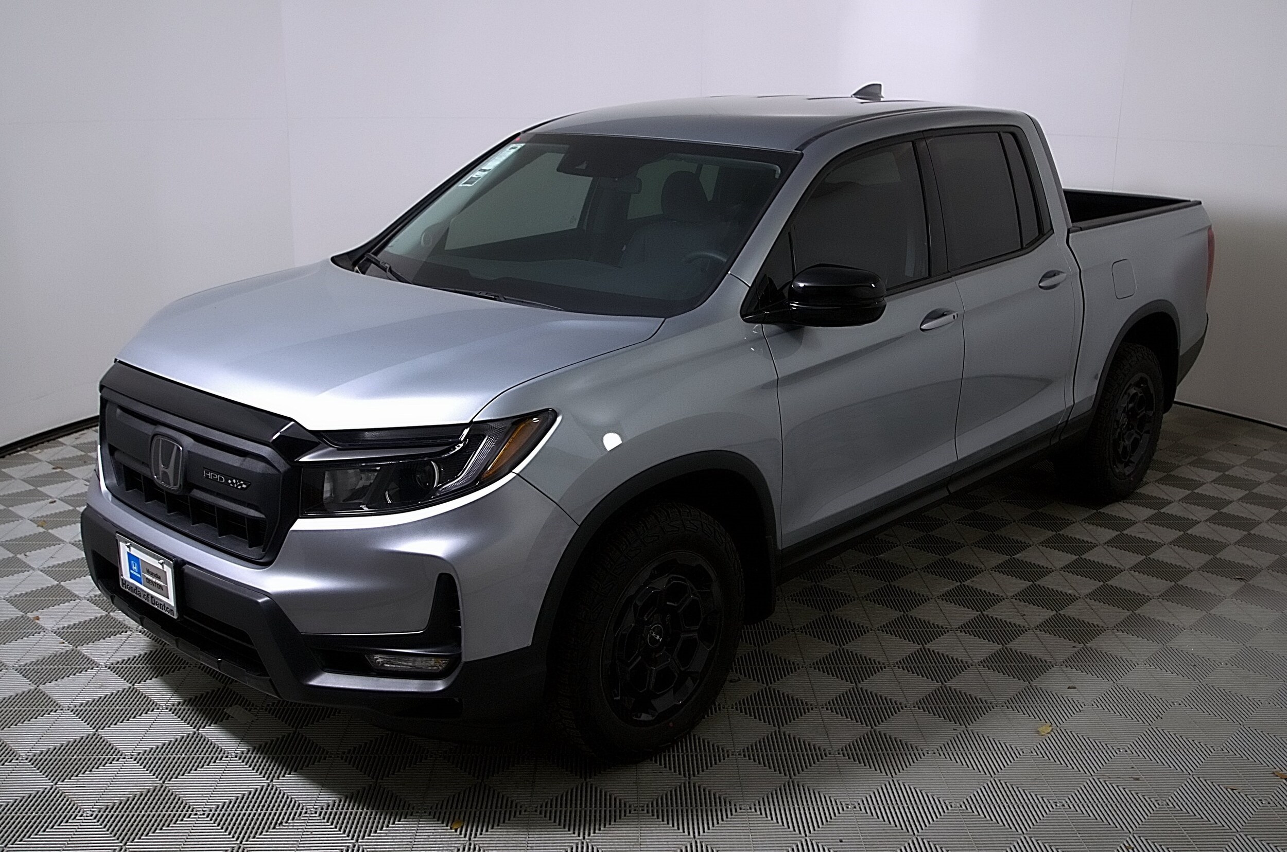 2025 Honda Ridgeline Sport photo 3