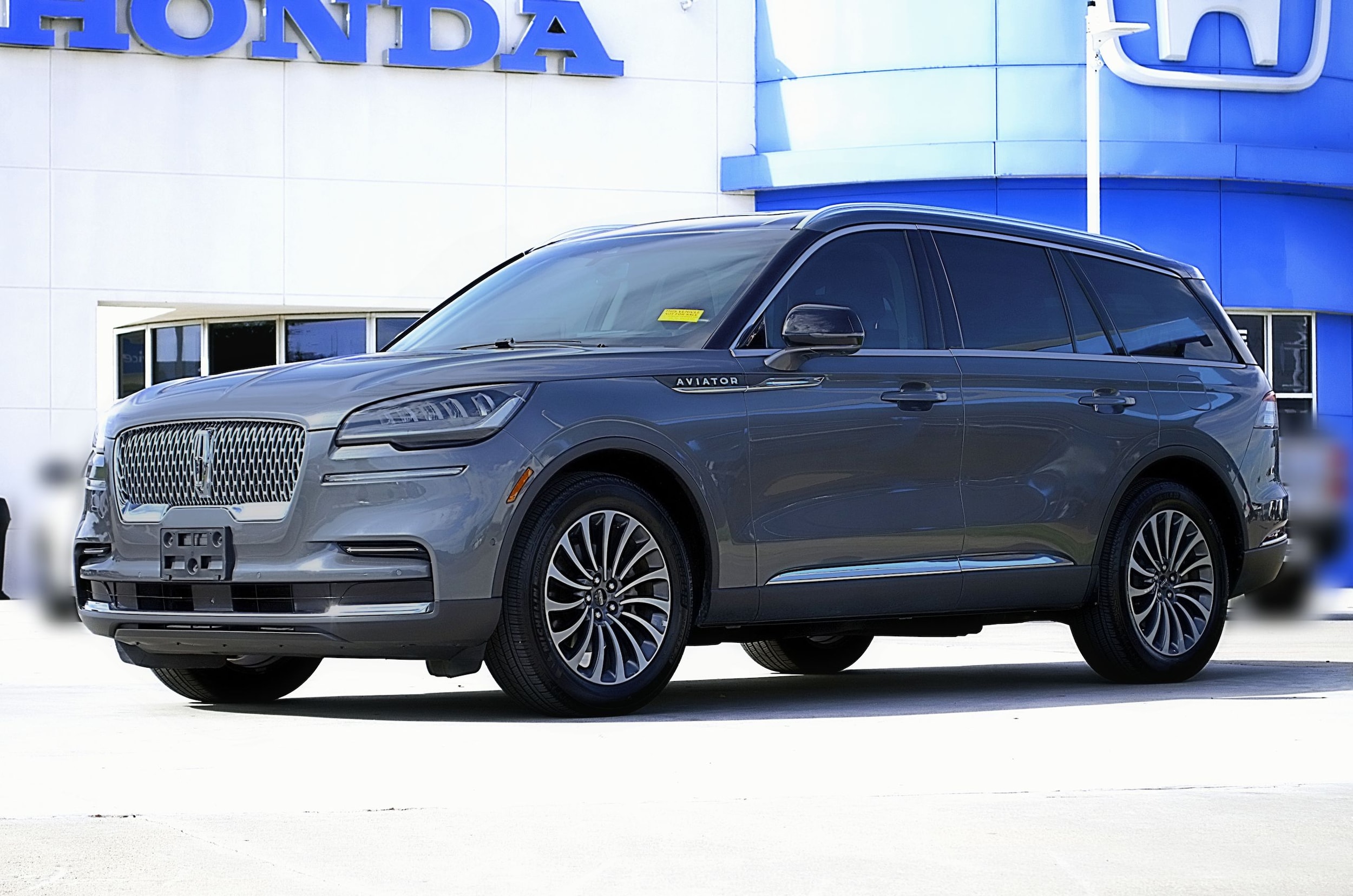 2023 Lincoln Aviator Reserve's photo