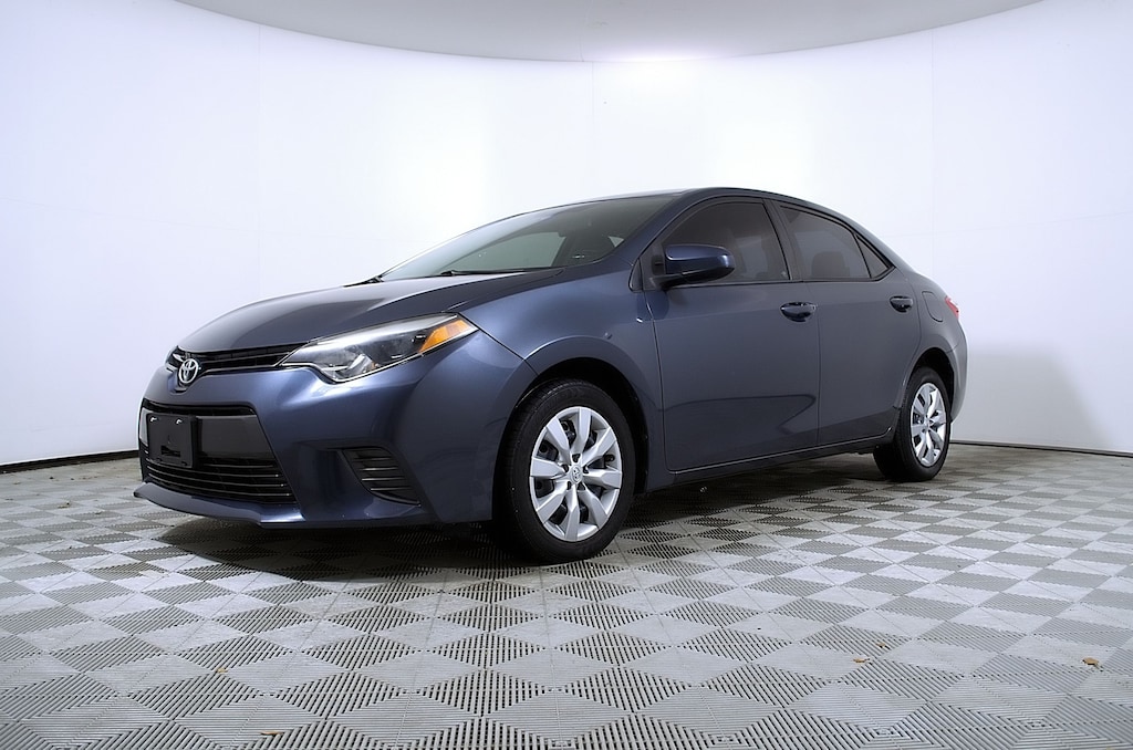 Used 2016 Toyota Corolla LE Sedan