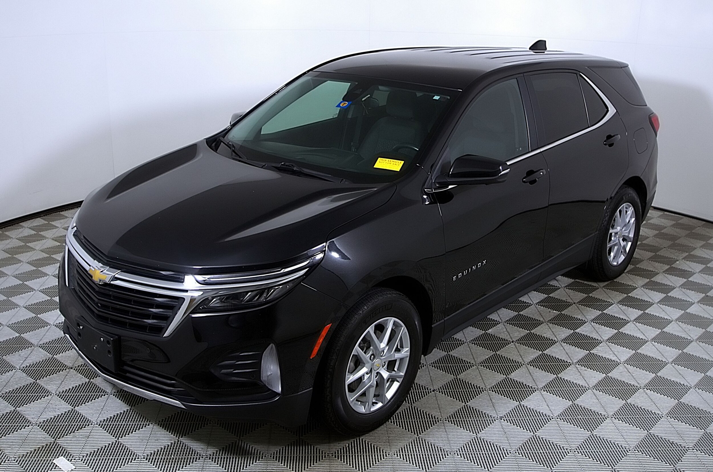 2022 Chevrolet Equinox photo 3
