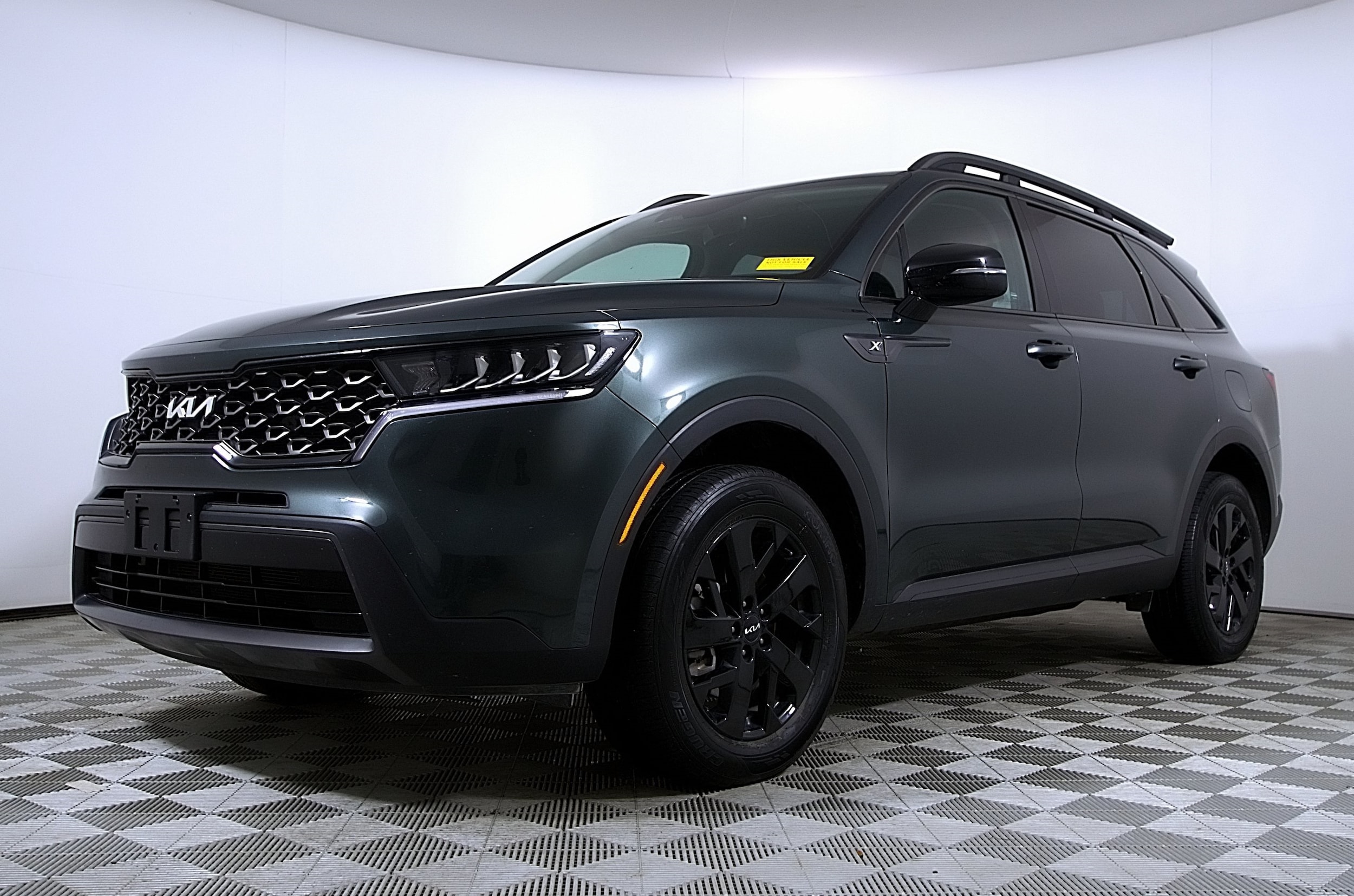 Used 2022 Kia Sorento X-Line S with VIN 5XYRLDLC6NG152930 for sale in Denton, TX