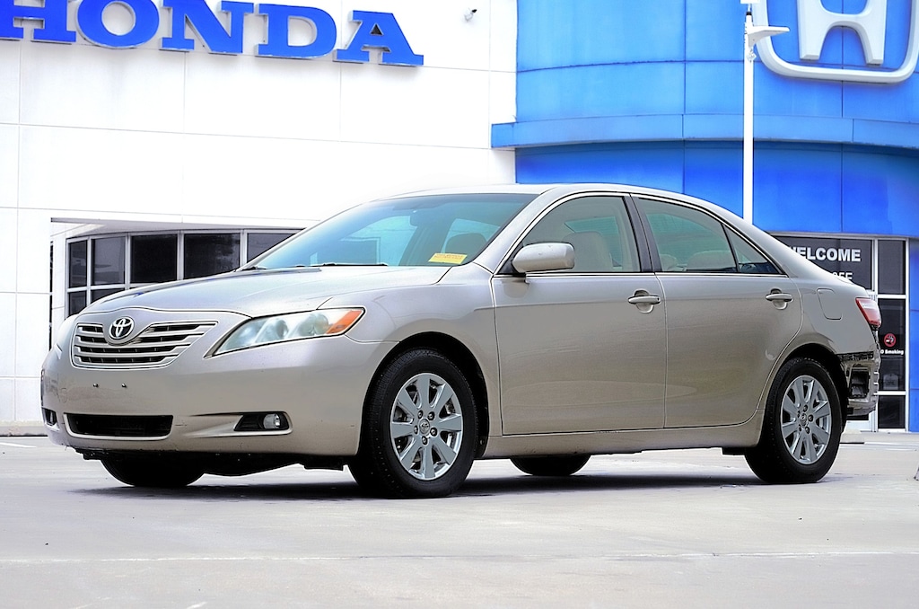 Used 2007 Toyota Camry XLE Sedan