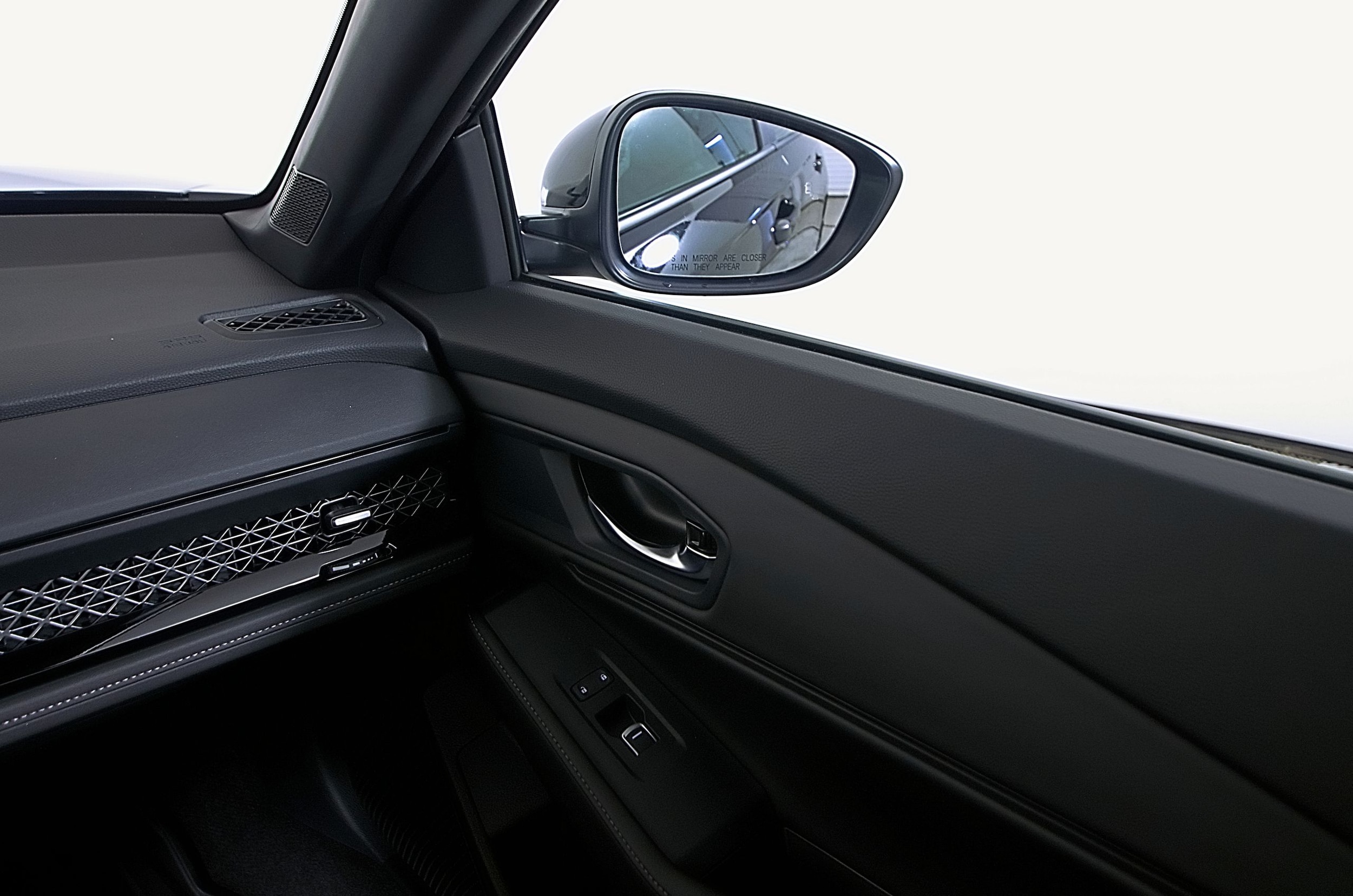 2025 Honda Accord Hybrid Sport - Photo 17