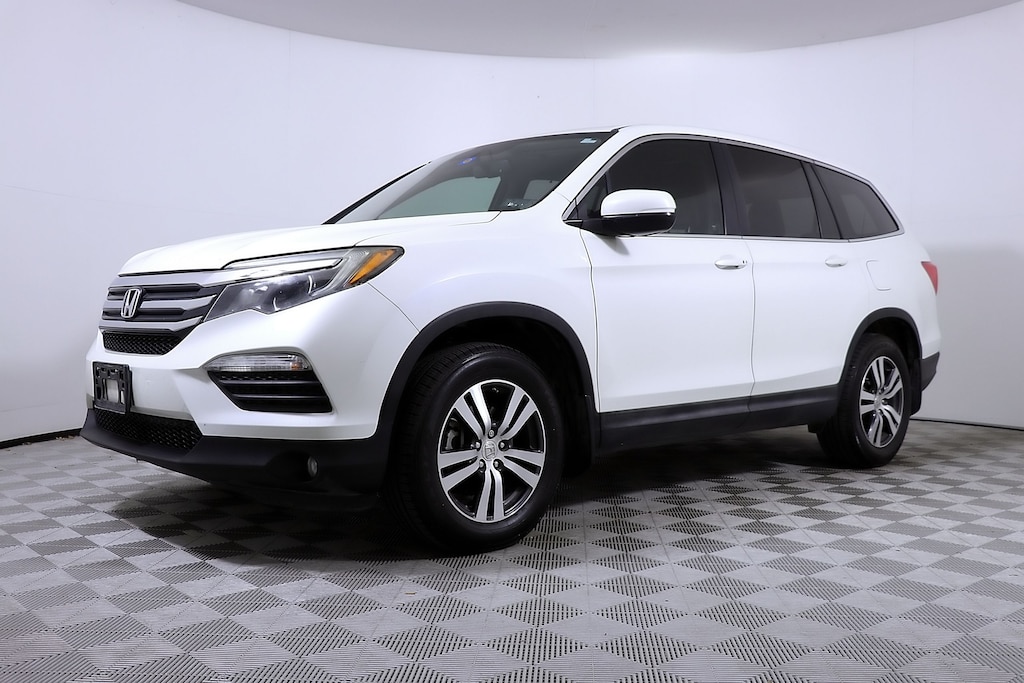 Used 2016 Honda Pilot EX-L w/RES FWD SUV