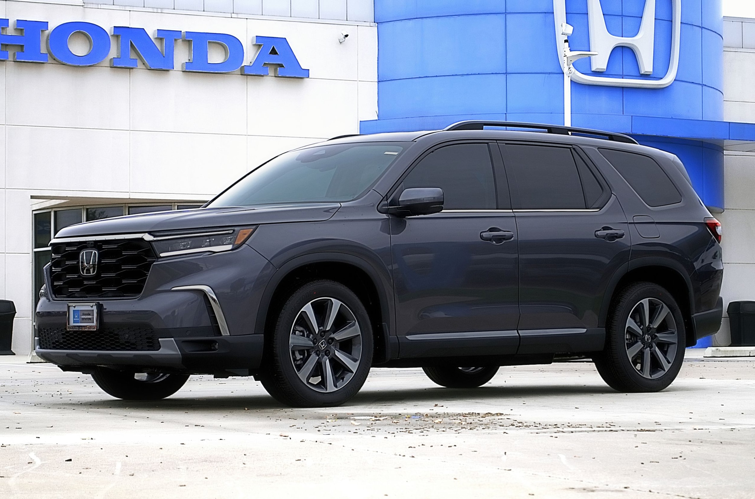 2024 Honda Pilot Elite's photo