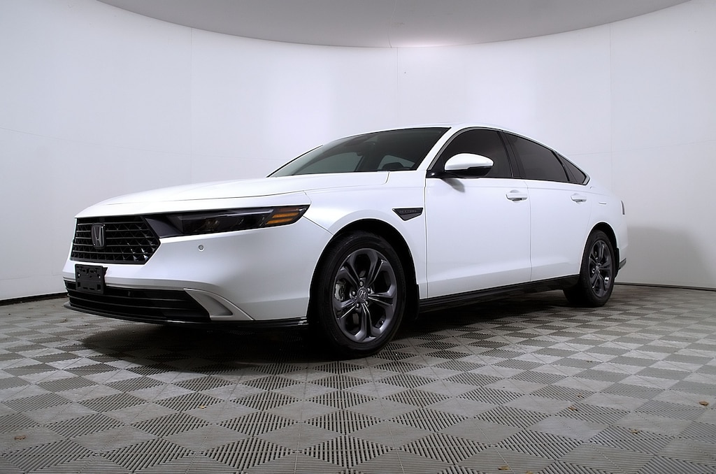 Used 2025 Honda Accord Hybrid EX-L Sedan
