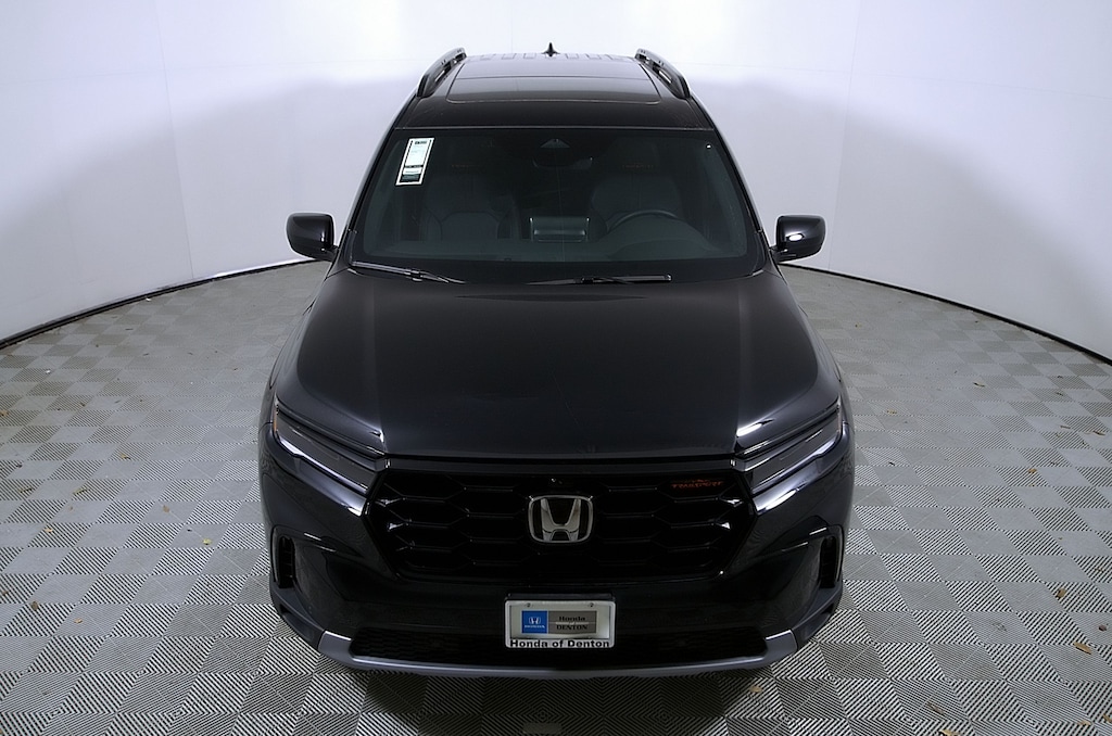 New 2025 Honda Pilot TrailSport SUV