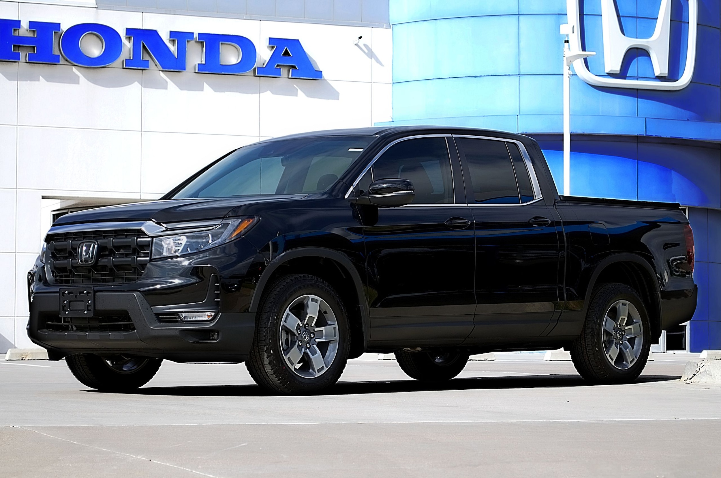 2026 Honda Ridgeline RTL AWD's photo