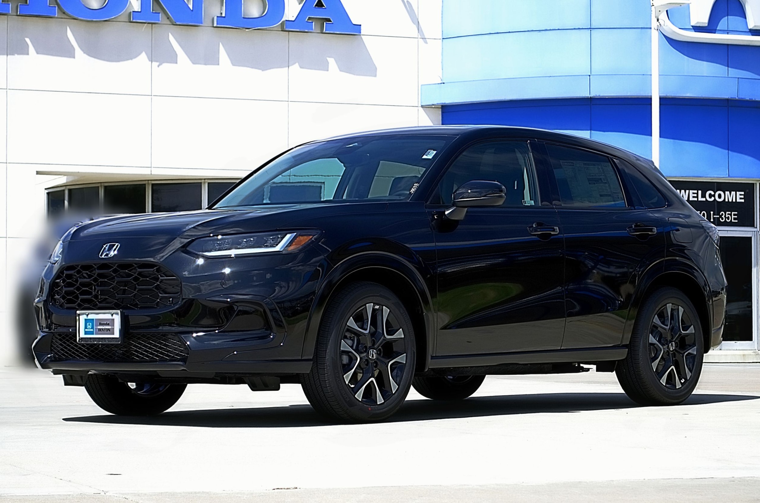 2026 Honda HR-V EX-L's photo