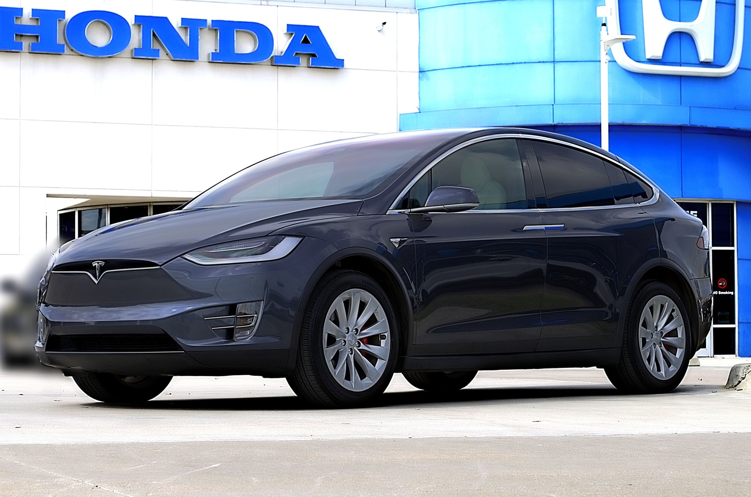 2020 Tesla Model X Performance's photo