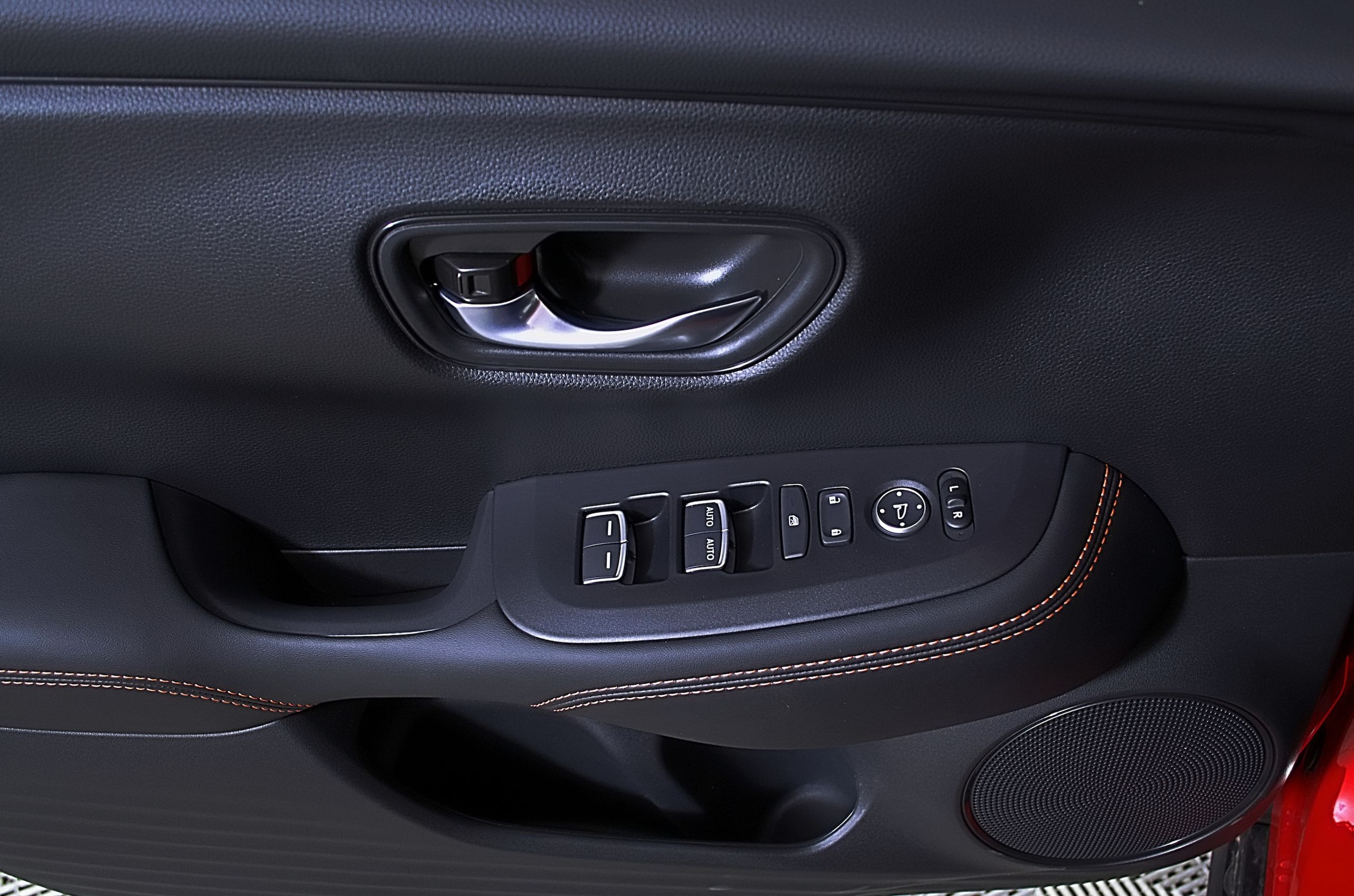 2026 Honda HR-V Sport - Photo 16