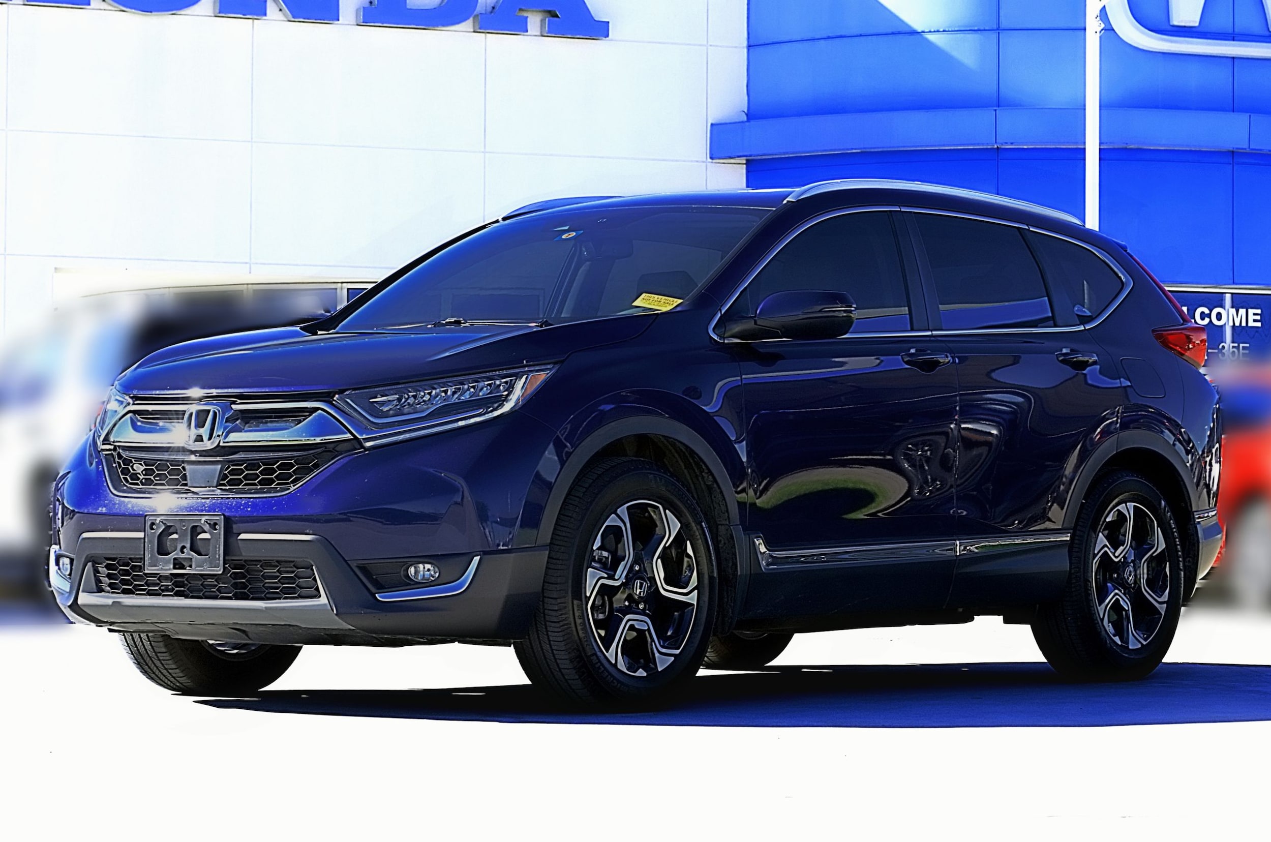 2018 Honda CR-V Touring's photo