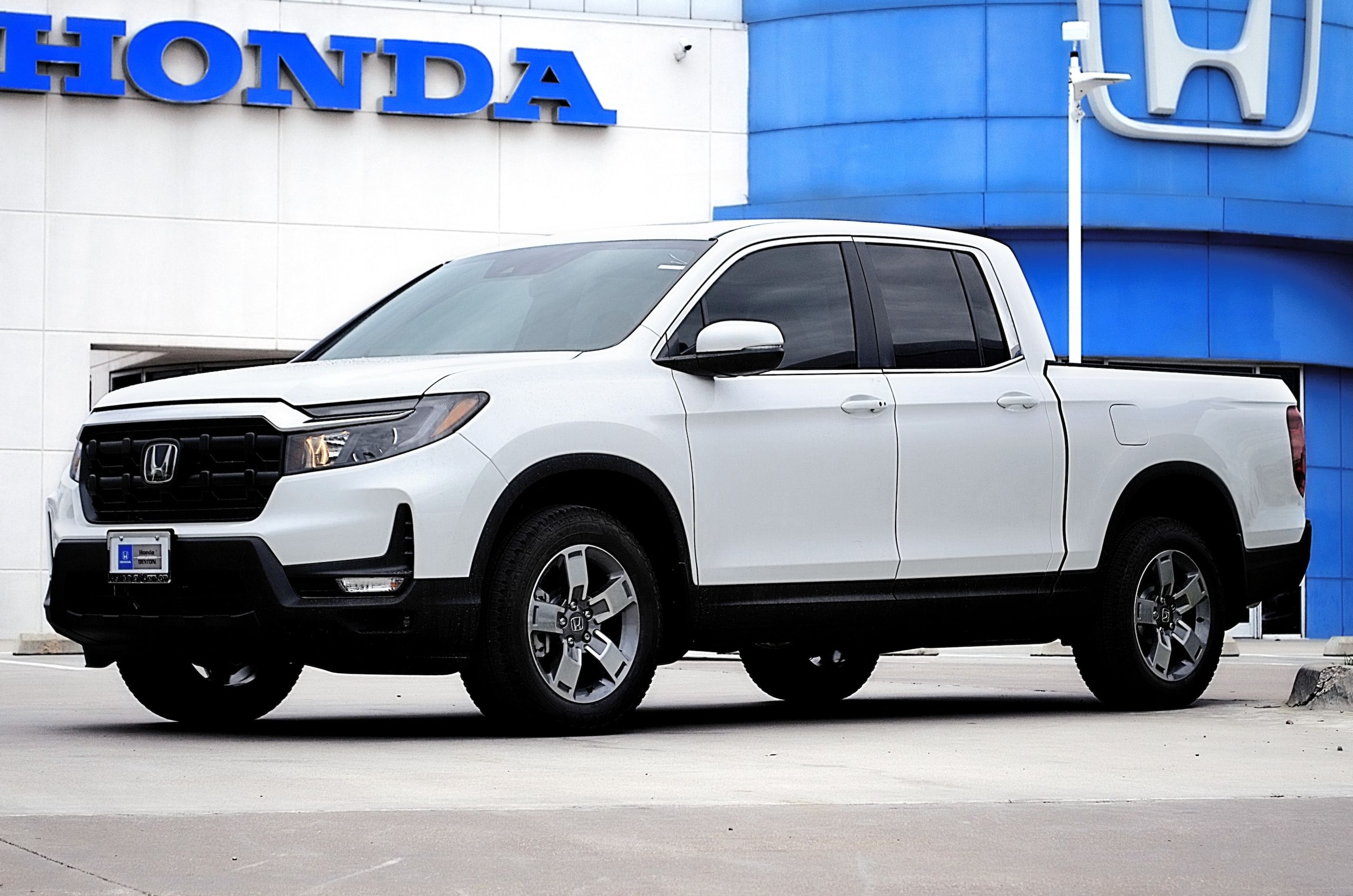 2026 Honda Ridgeline RTL AWD's photo