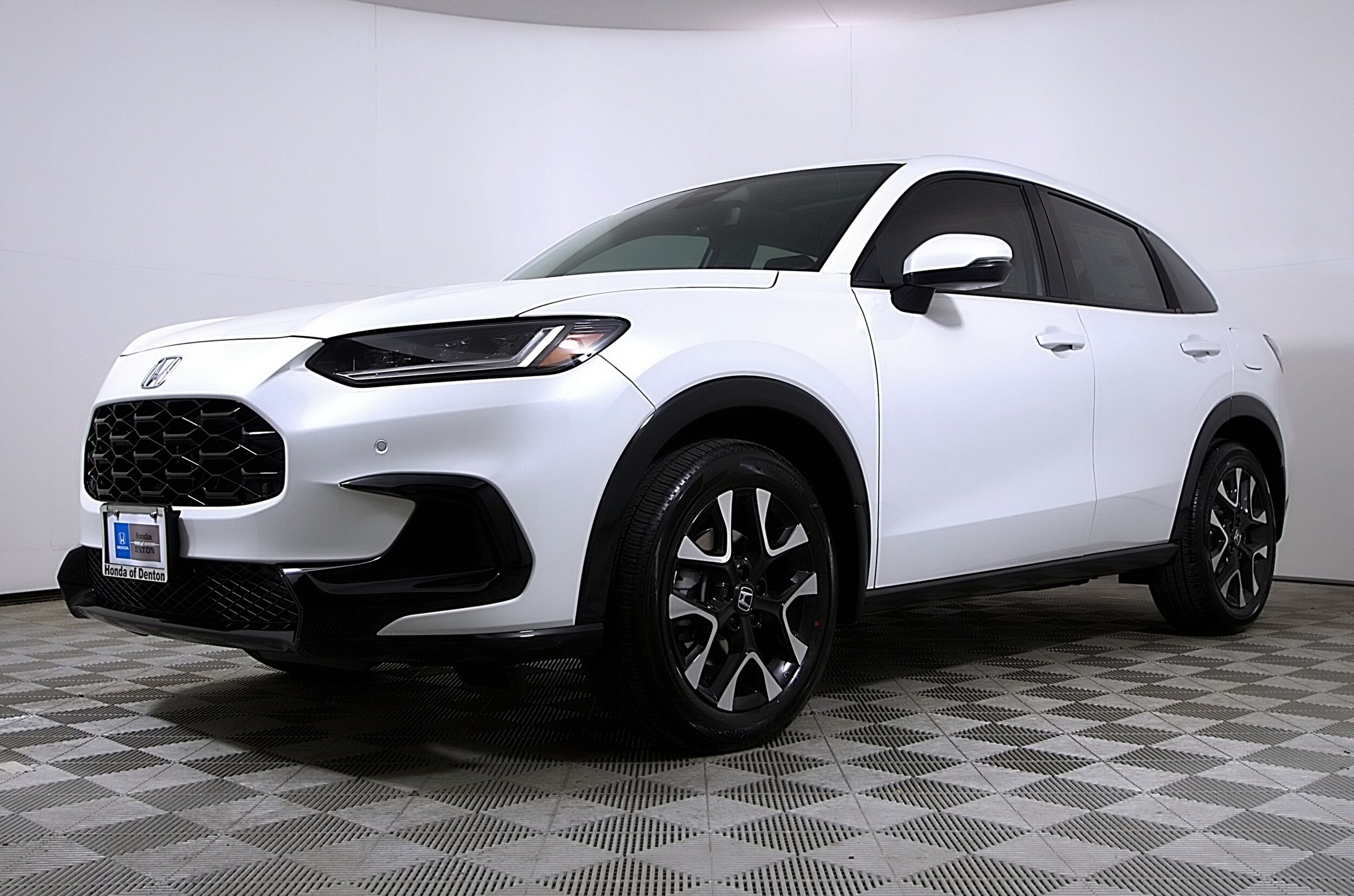 2026 Honda HR-V EX-L photo 2