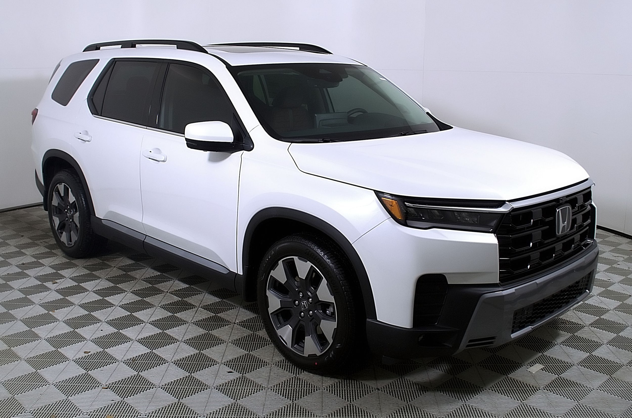 2026 Honda Pilot Elite - Photo 6