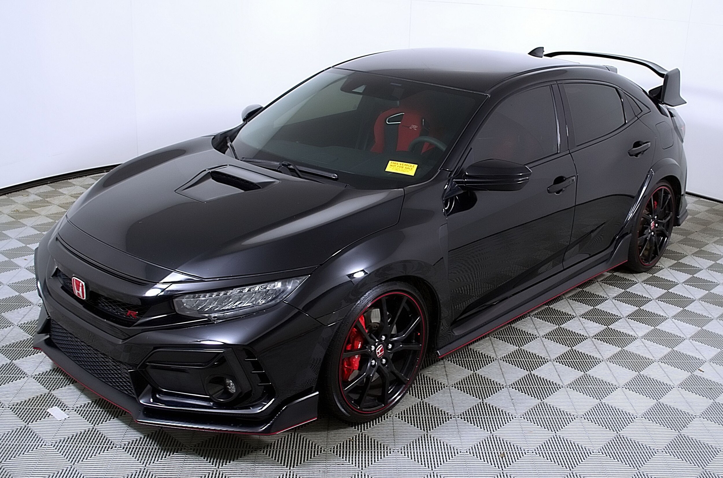 2021 Honda Civic Type R Touring photo 2