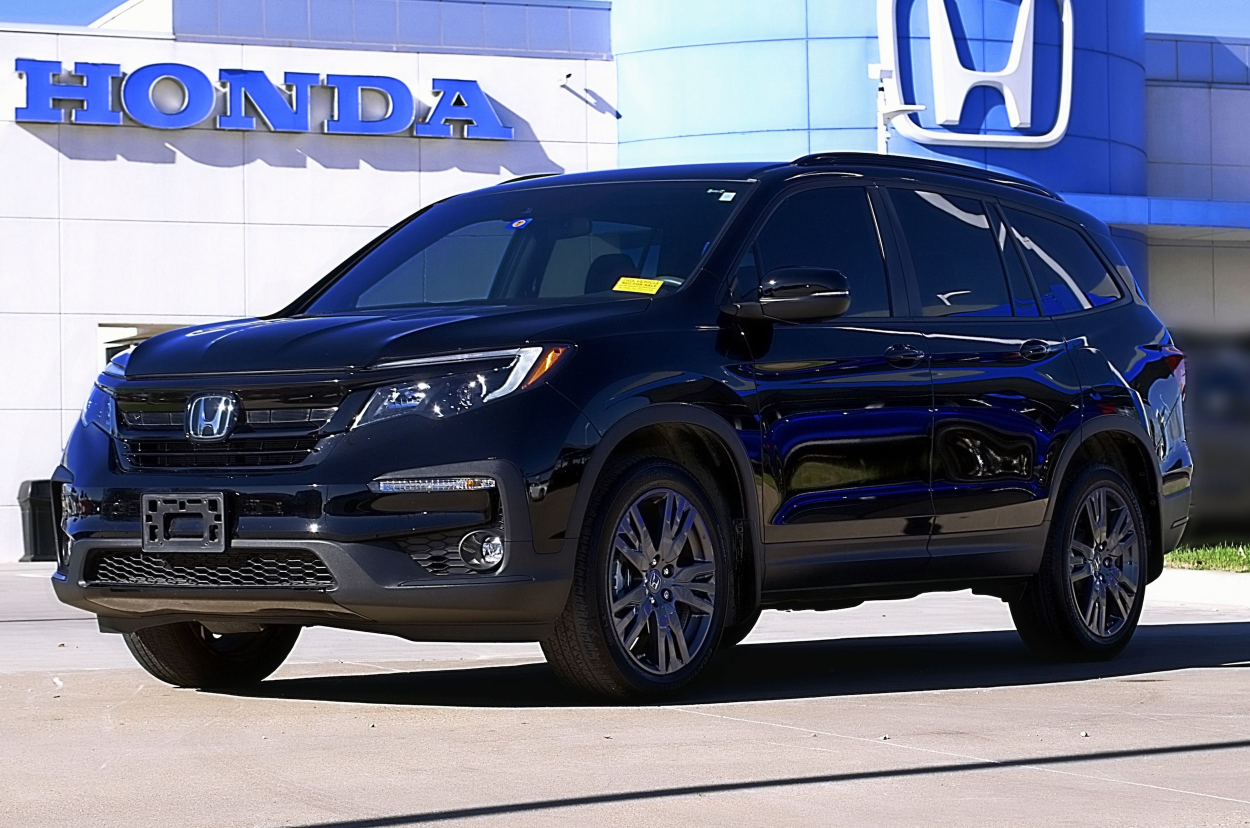 2022 Honda Pilot Sport's photo