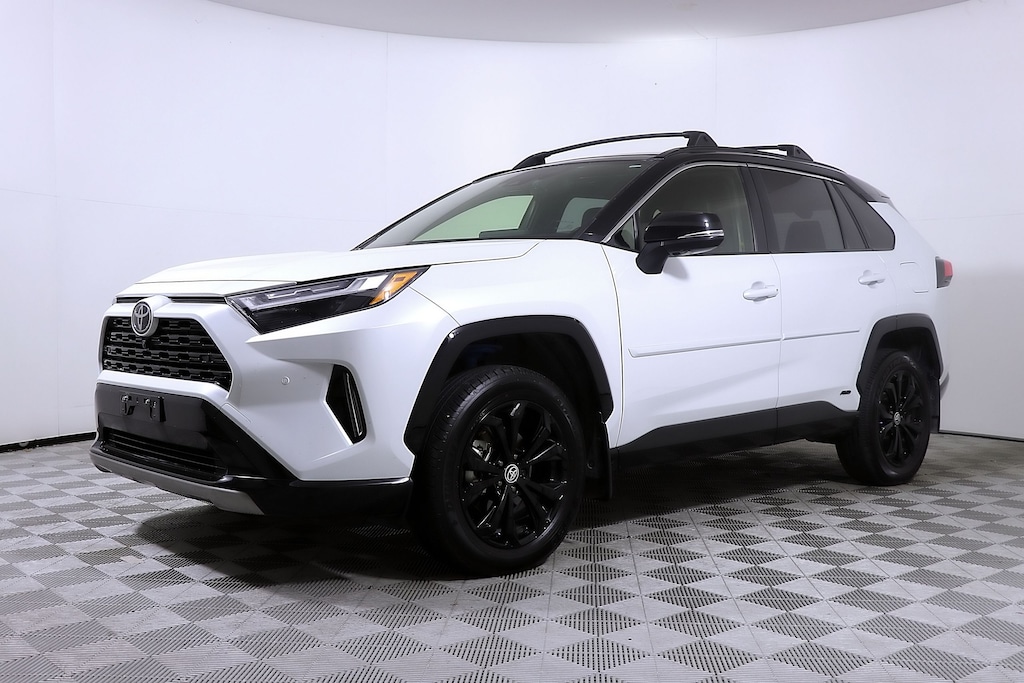 Used 2025 Toyota RAV4 Hybrid XSE SUV