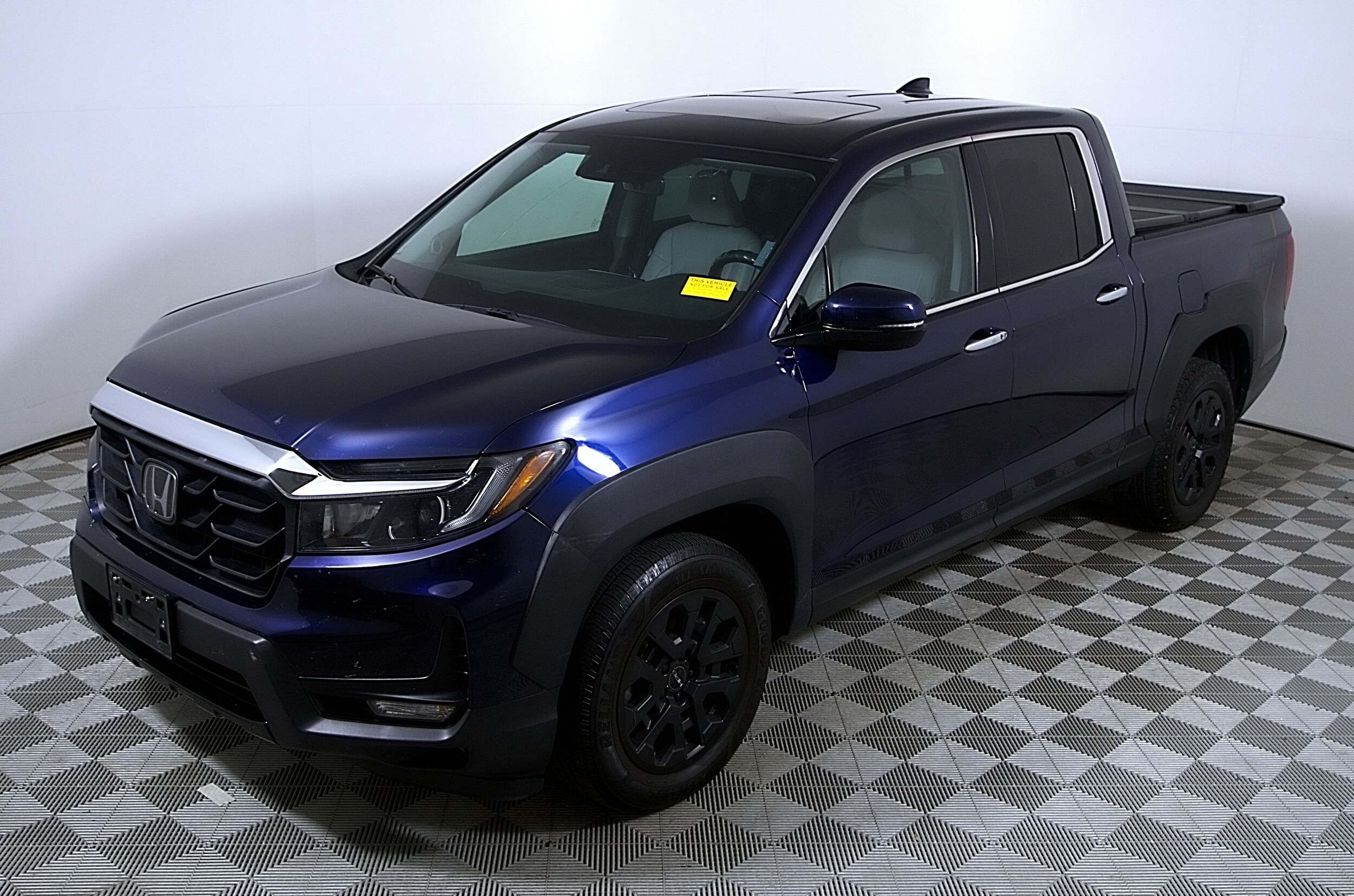 2022 Honda Ridgeline RTL-E photo 3