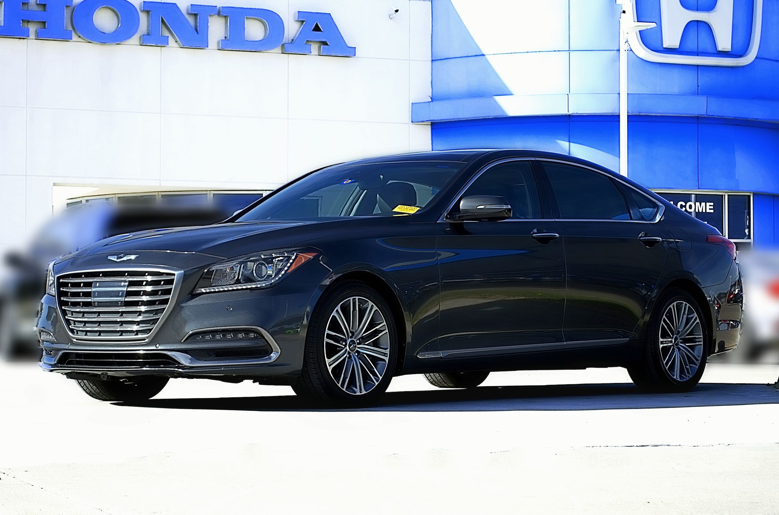 2018 GENESIS G80 Base's photo