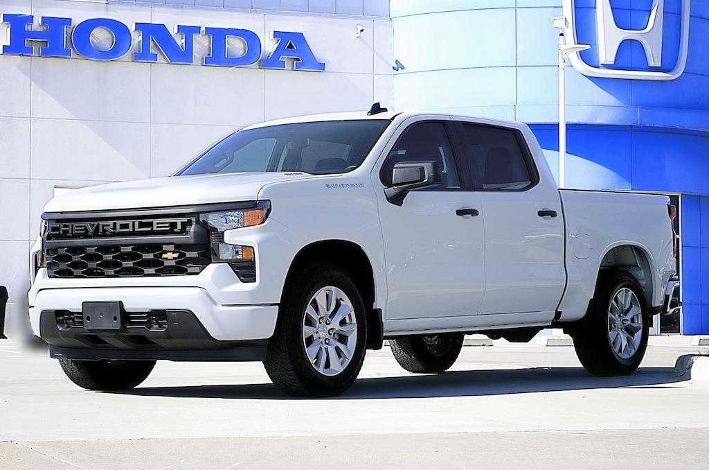 Used 2025 Chevrolet Silverado 1500 Custom Truck Crew Cab